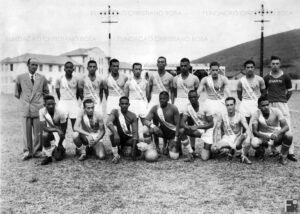 Esporte Clube Estrela, campeão de 1948. A partir da esquerda, em pé: Alcides Vilar, Durval, Macaé, Tandão, Orlando Siriri, Salvador, Milton Chocolate, Muriaé, Tôto e Oto. Agachados: Gonçalves, Adeildo, João Divino, Adeodato, Luiz de Barros, Quido e Edward.