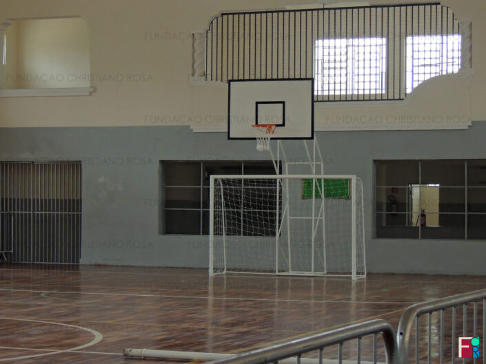 Interior do Ginásio de Esportes Duque de Caxias, em Piquete, SP.