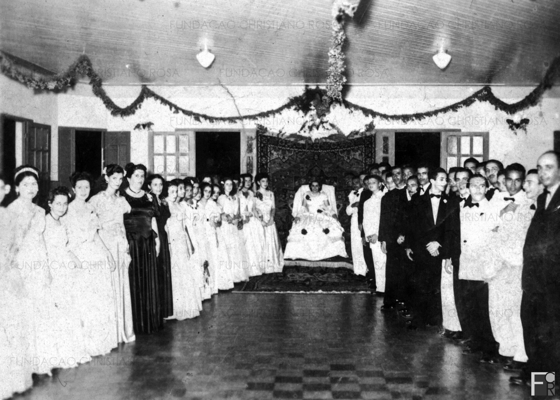 Baile de Eleição da “A Mais bela Piquetense”, em 28/12/1948, no Clube Comercial.