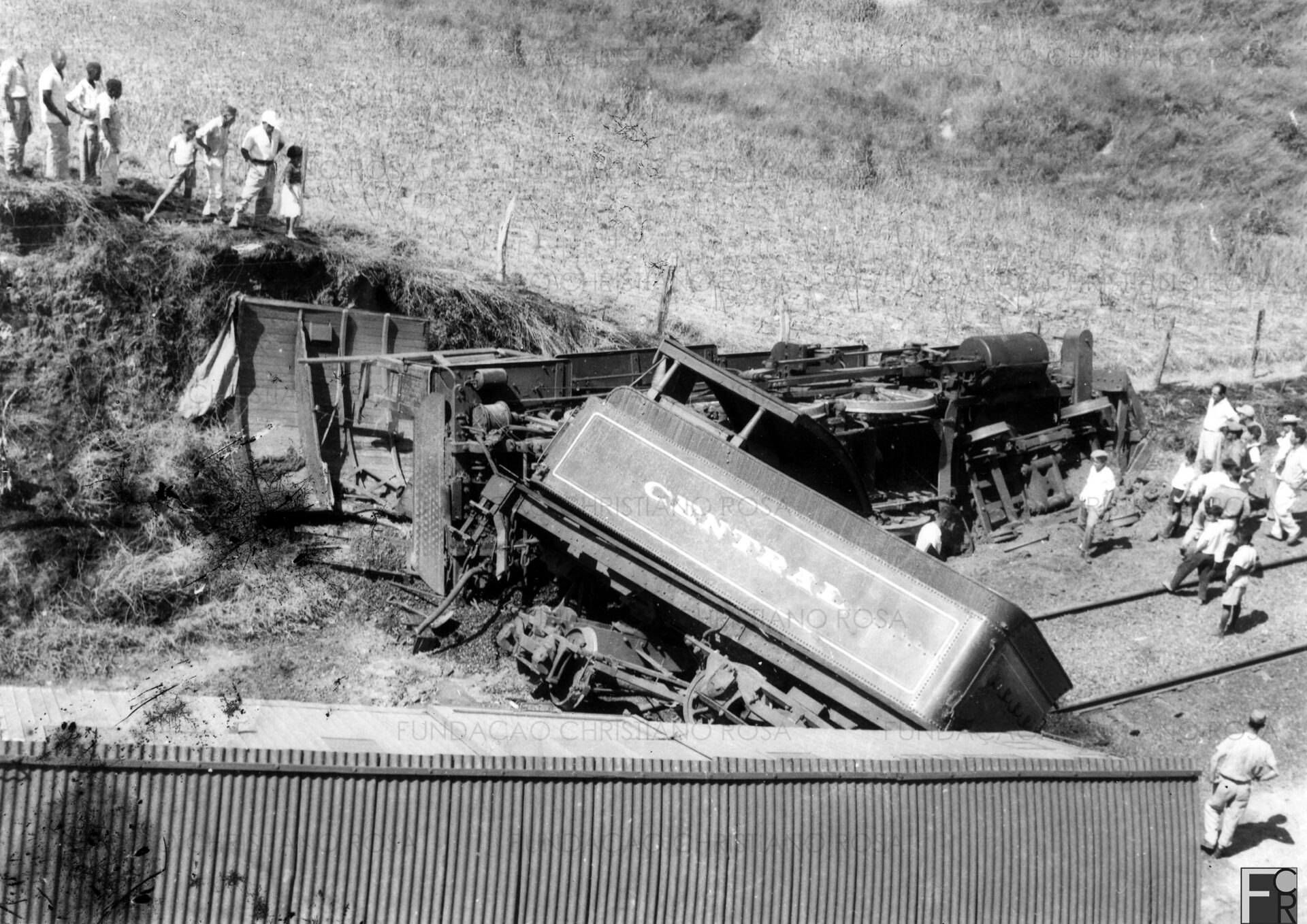 Detalhe de acidente com o "Piqueteiro", na linha Piquete x Lorena das 11h05min do dia 19 de agosto de 1958.