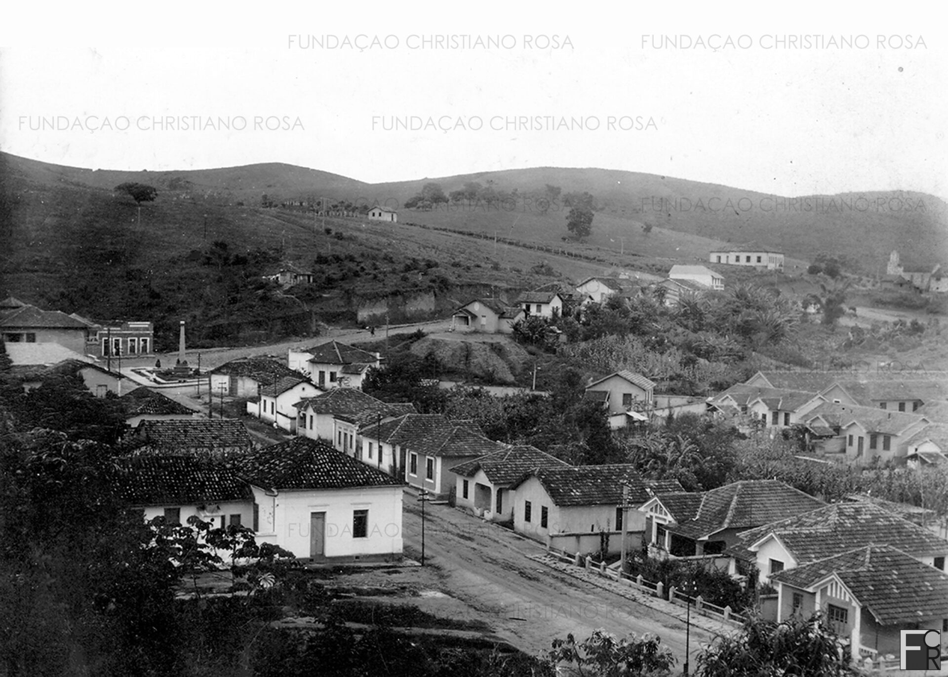 Trecho das ruas Comendador Custódio Vieira e Cel. Luiz Relvas. Foto de 1940.