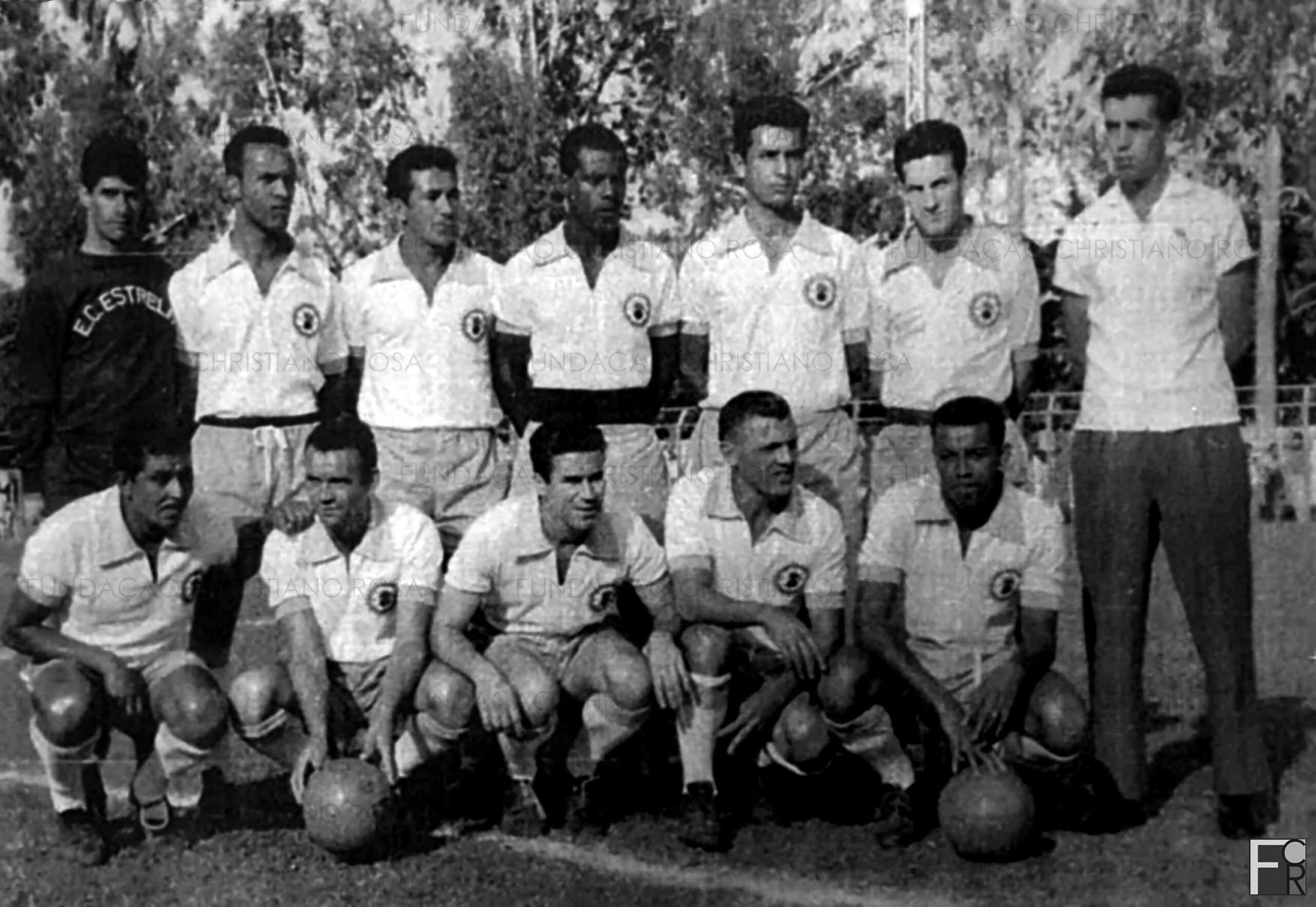 E/D, em pé: Celso Torino, Daniel, Mariomar, Giba, Humberto, Pedrinho e Adão. E/D, agachados: Barbará, Hilton, Eli, Didi e Pingo.