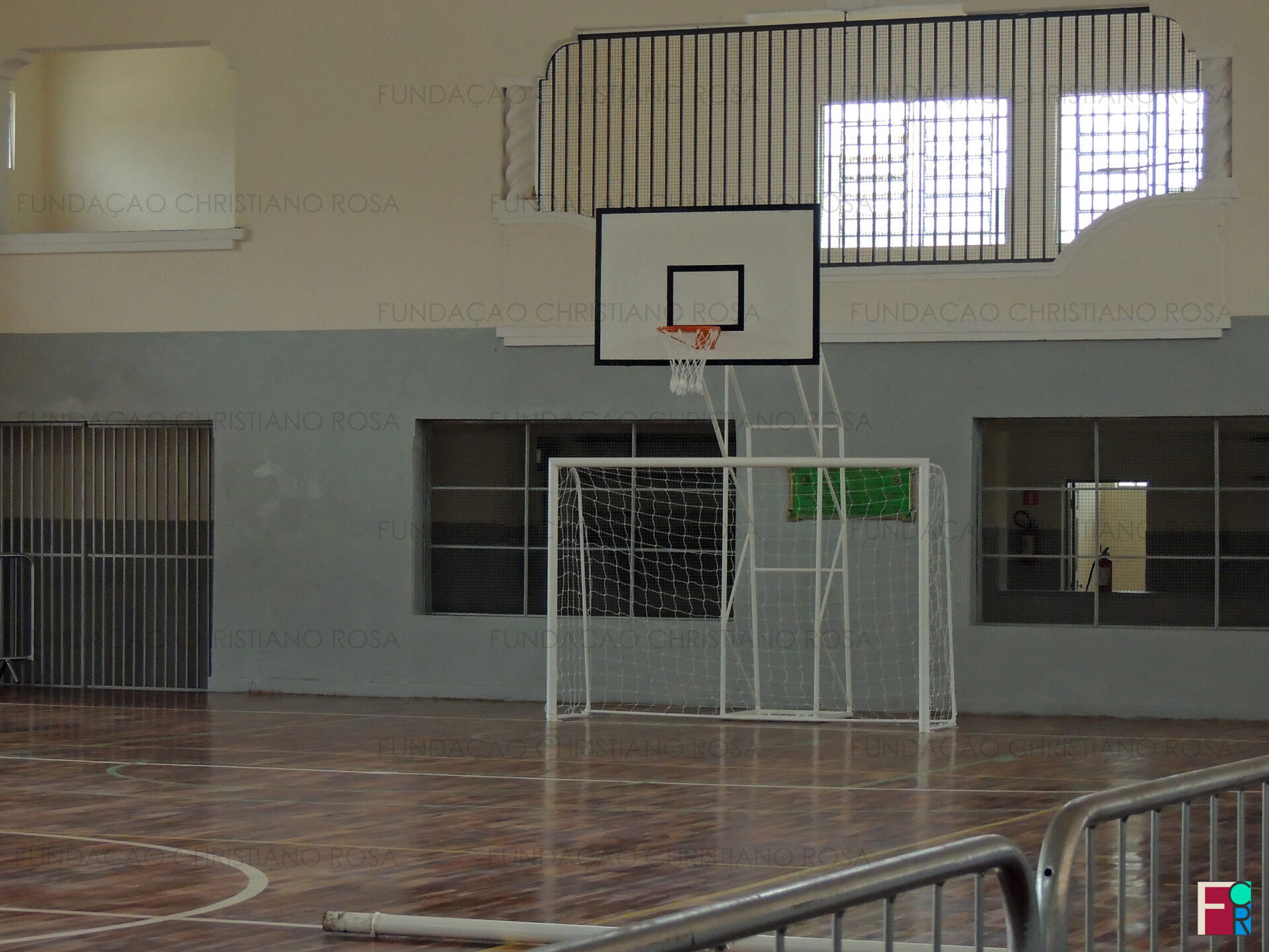 Interior do Ginásio de Esportes Duque de Caxias, em Piquete, SP.
