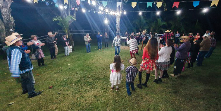 A quadrilha esteve animada na Fazenda do “Zeca Ferreira”…