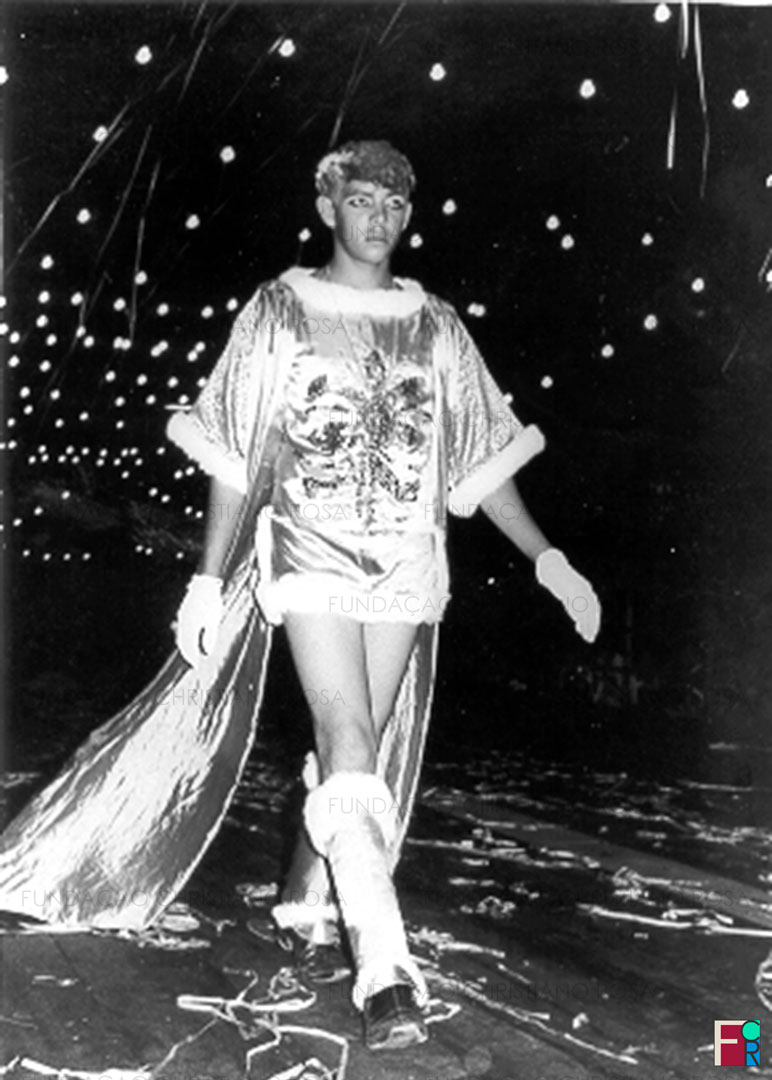 Concurso de fantasias de Carnaval da década de 1960, em Piquete, SP.