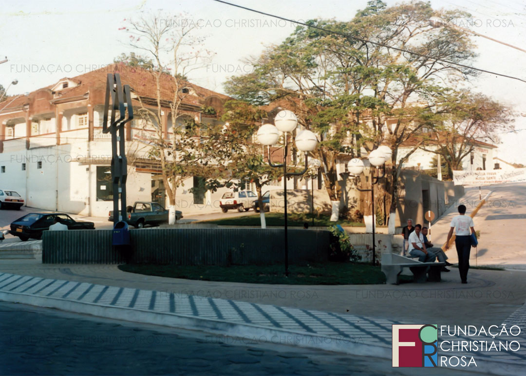 Final de tarde na Praça da Bandeira. Foto de 1991.