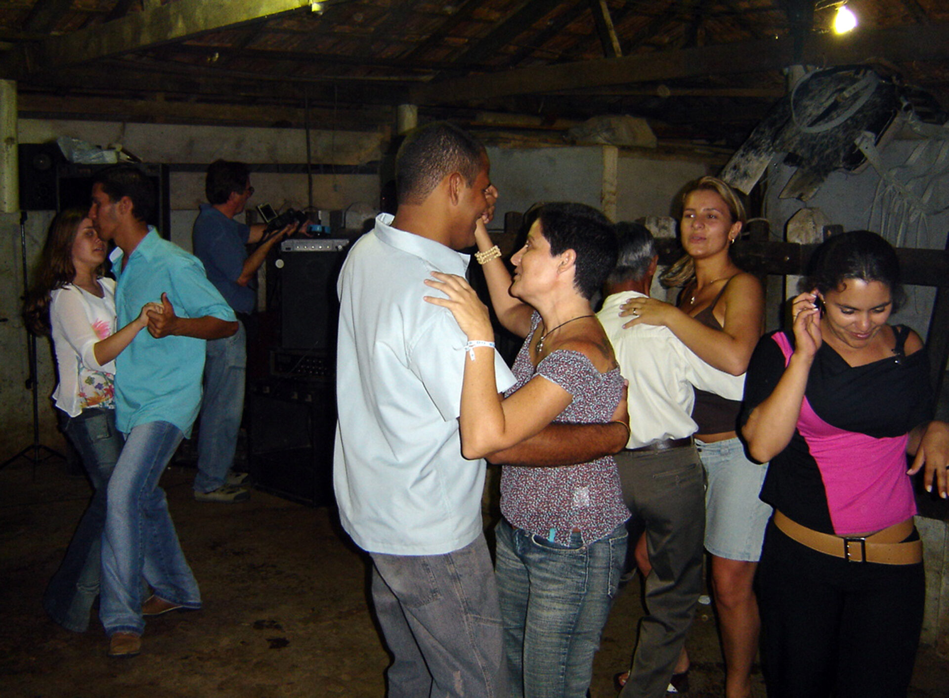 Encerramento de Projeto no Bairro dos Marins – Bairro dos Marins, 27-11-2004