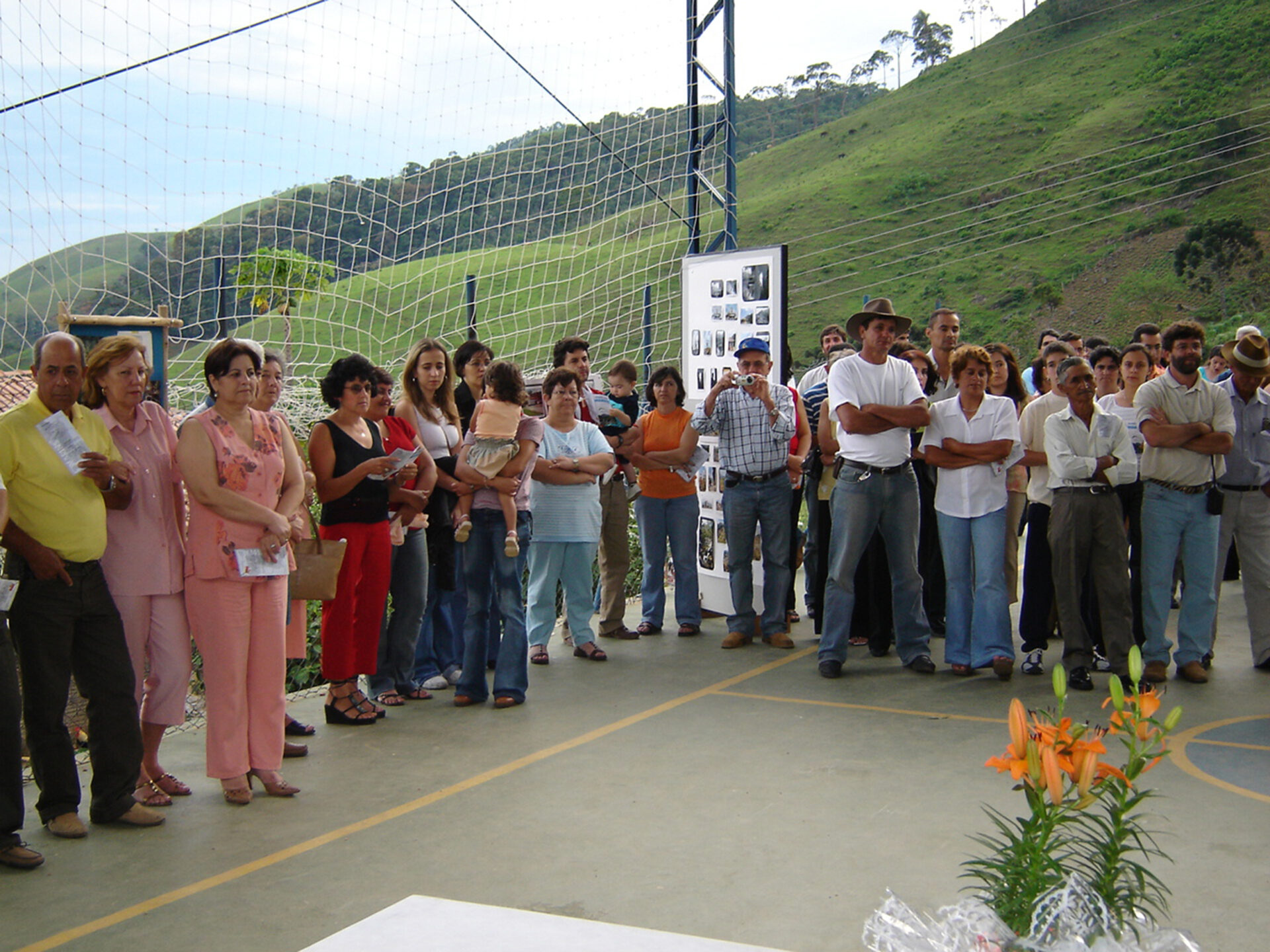 Encerramento de Projeto no Bairro dos Marins – Bairro dos Marins, 27-11-2004