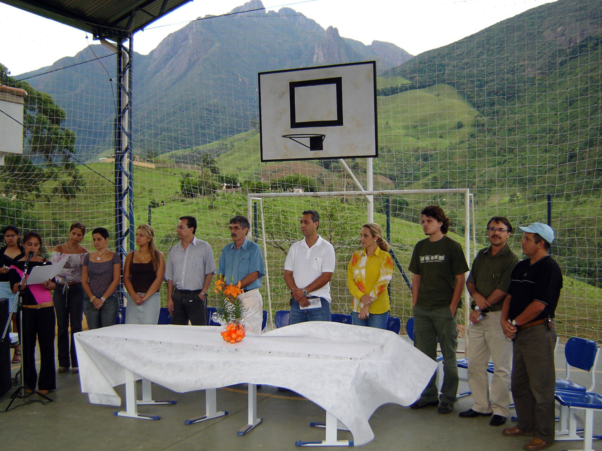 Encerramento de Projeto no Bairro dos Marins – Bairro dos Marins, 27-11-2004